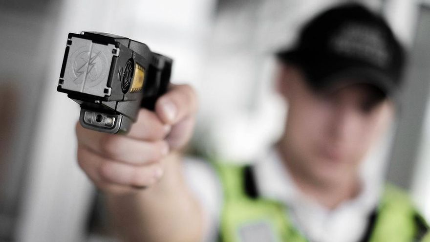 Tras el episodio en el que fue baleado Chano, el Gobierno porteño evalúa comprar pistolas Taser