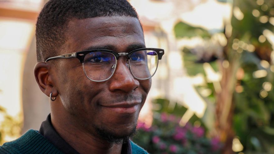 Cruzar el mar y cuatro fronteras, solo y con 13 años: "Lo que viví no era infancia, estaba viviendo la vida de un adulto"