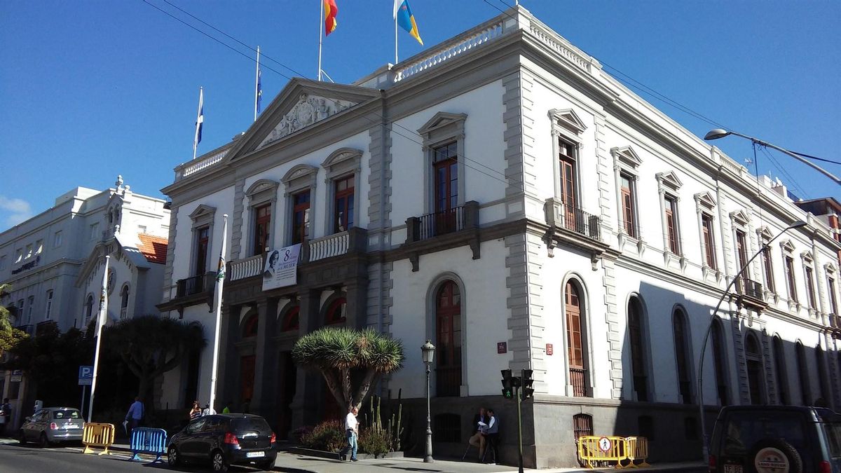 Imagen de archivo de las casas consistoriales de Santa Cruz de Tenerife.