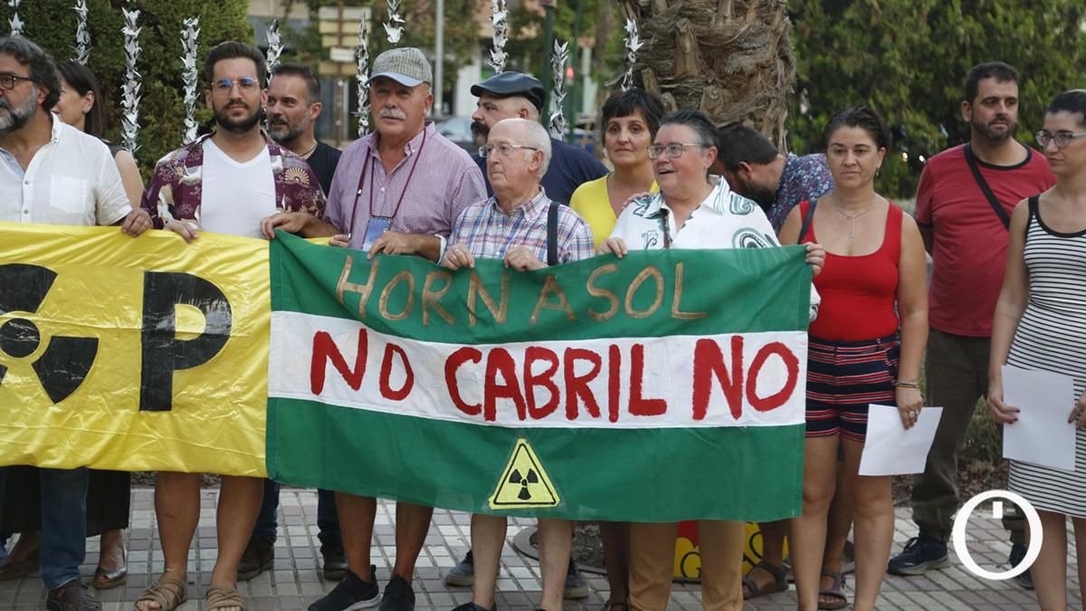 Concentración por el 77 aniversario del lanzamiento de las bombas atómicas sobre Nagasaki e Hiroshima