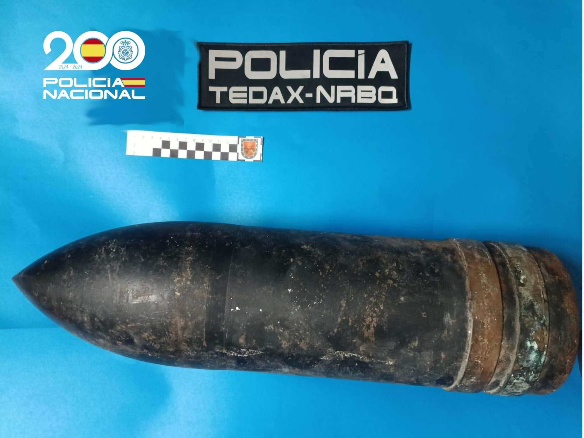 Fotografia del projectil perforant d'artilleria de 152 mil·límetres