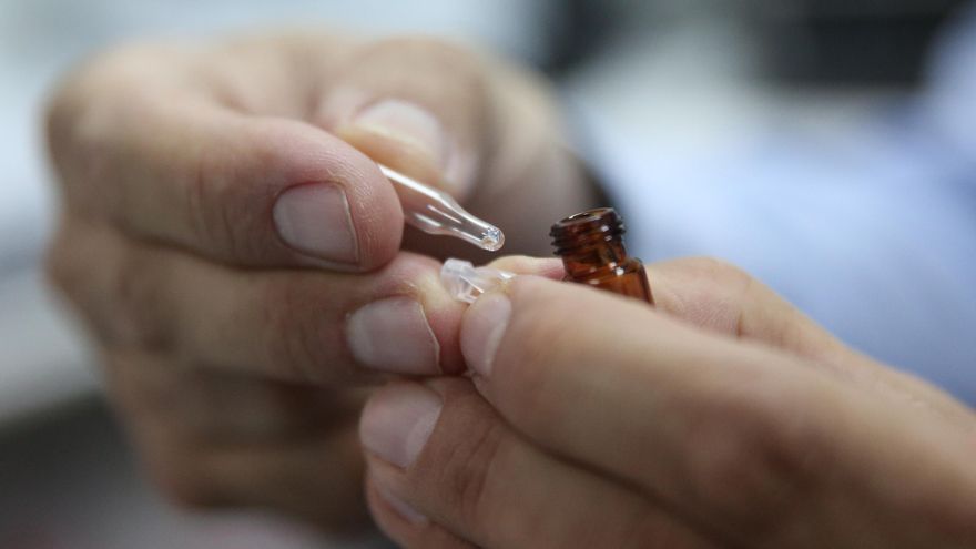 Cuando la tinta descubre el delito: Canarias se convierte en referente en la investigación sobre falsedad documental