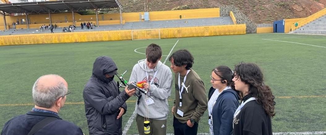  El IES Villa de Mazo gana el premio a la mejor difusión y patrocinio en el proyecto ‘CanSat’ de la Agencia Espacial Europea.