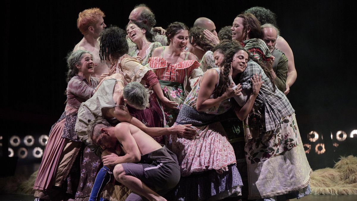 La rebelión popular sigue vigente: 'Fuenteovejuna', favorita en los Max mientras se prepara su vuelta a casa