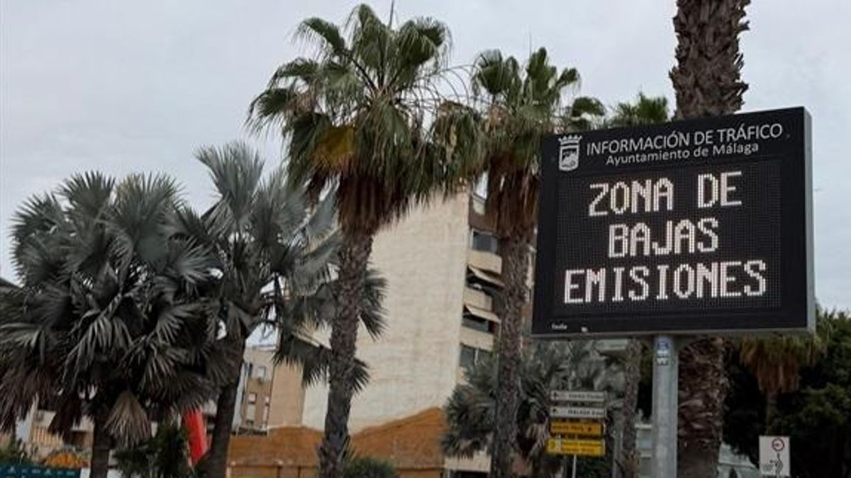 La Justicia rechaza que Málaga multe sólo a vehículos de fuera por circular en la zona de bajas emisiones