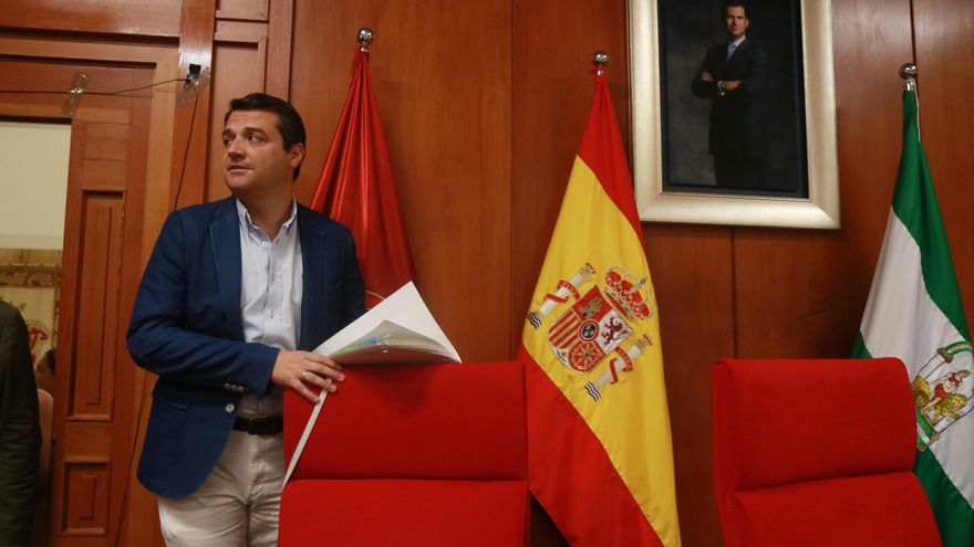 El alcalde prevé realizar un balance de gestión en el próximo Pleno