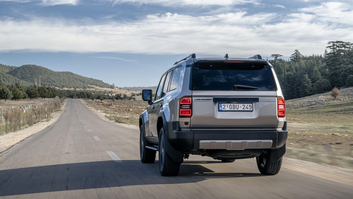 La nueva tecnología incorporada no merma las aptitudes del Land Cruiser en cualquier terreno.