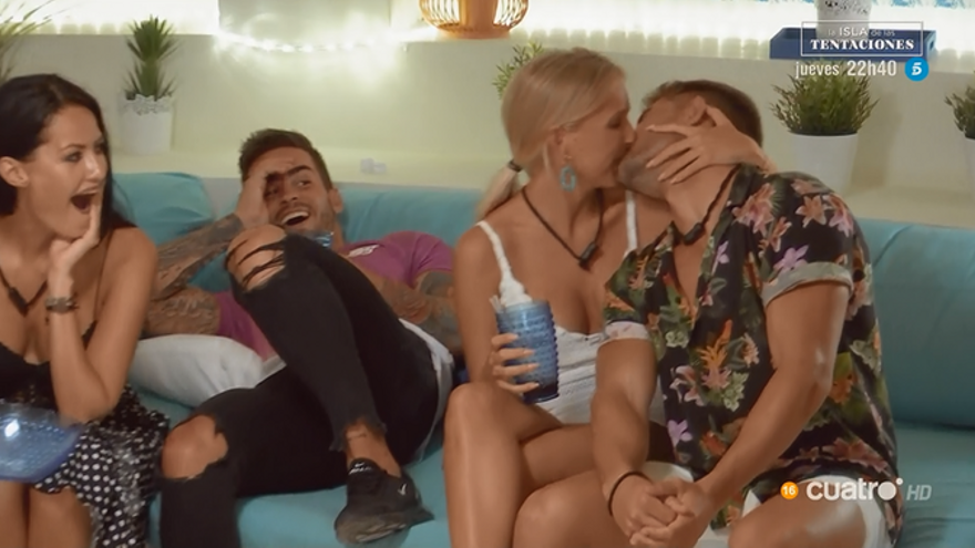 Ismael y Andrea, nueva pareja