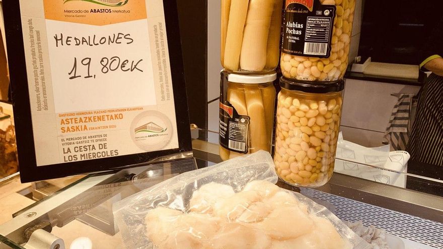 Una oferta en el mercado de abastos de Vitoria.