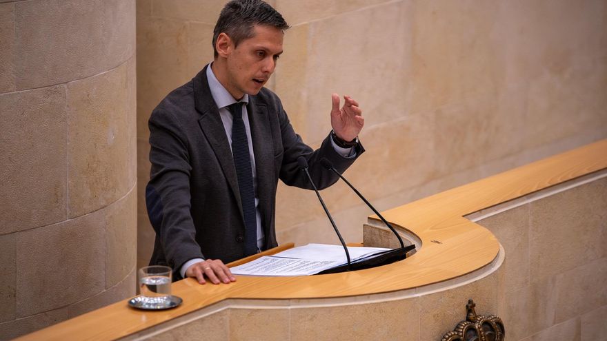 El portavoz parlamentario del PSOE, Mario Iglesias.