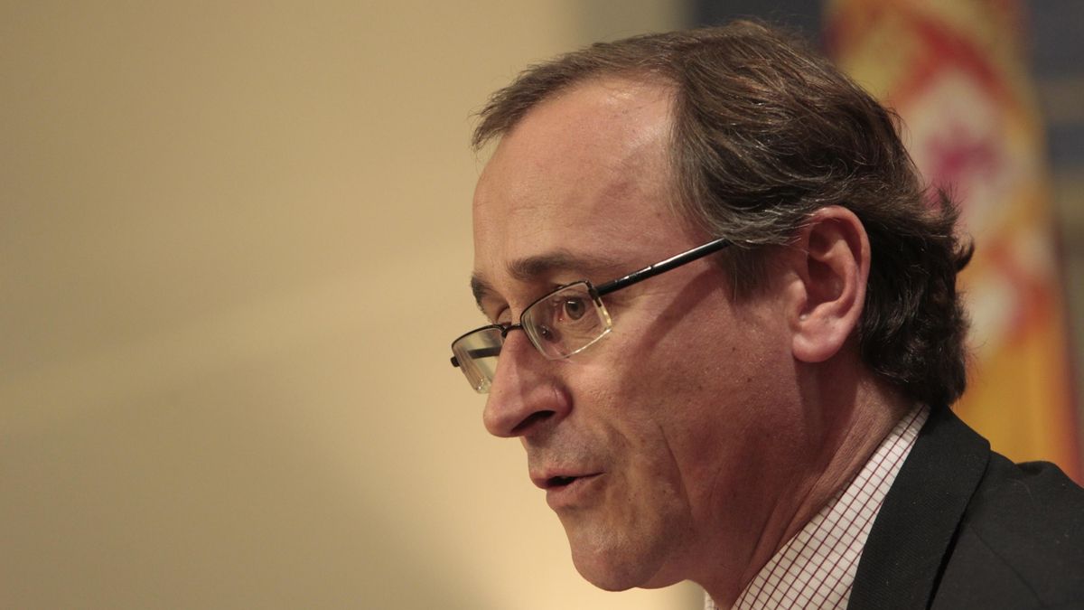 El PP admite que es "imposible" que de sus sueldos salieran los 22 millones de Bárcenas en Suiza