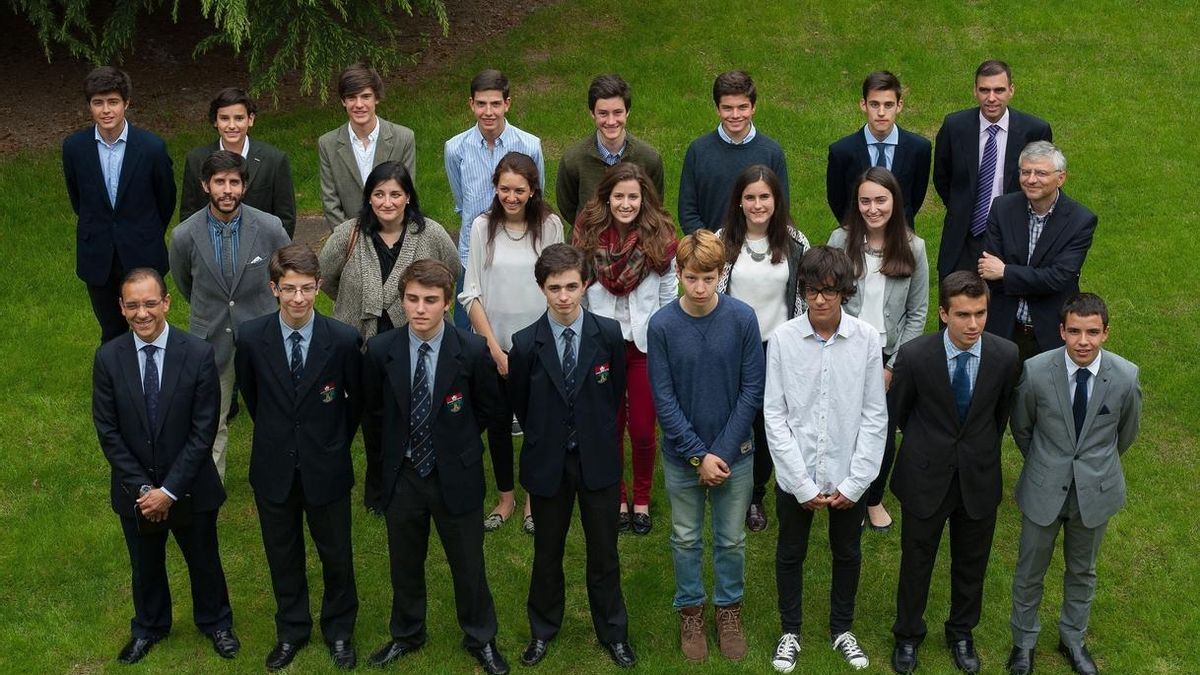 Más de 140 estudiantes de secundaria participan en el concurso 'sciRESEARCH' de la Universidad de Navarra