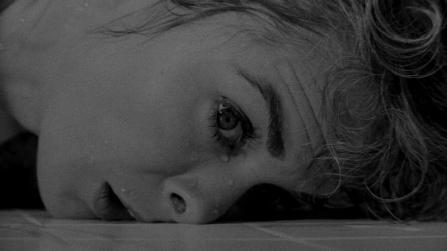 Vuelve ‘Psicosis’ 60 años después, ahora con más cuchilladas para revertir la censura