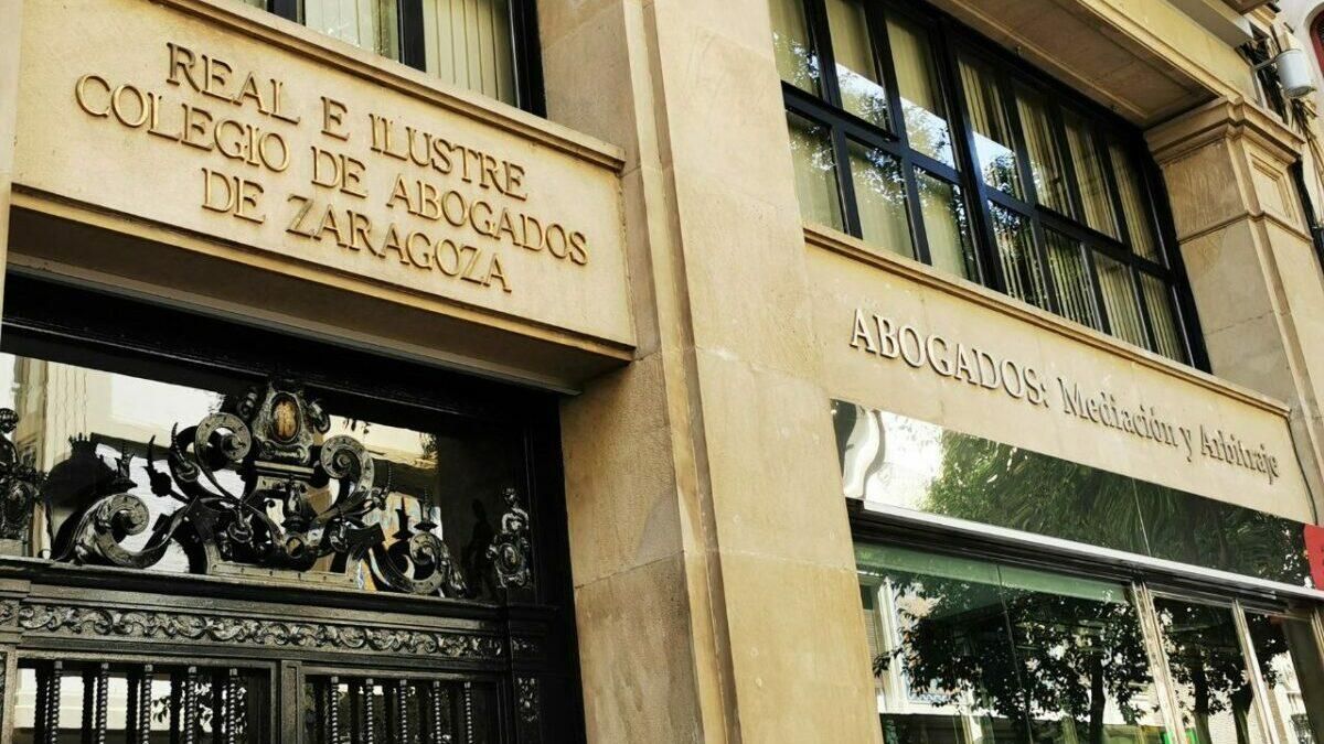El Colegio de Abogados de Zaragoza mantendrá su denominación: la jueza tumba el cambio de nombre inclusivo