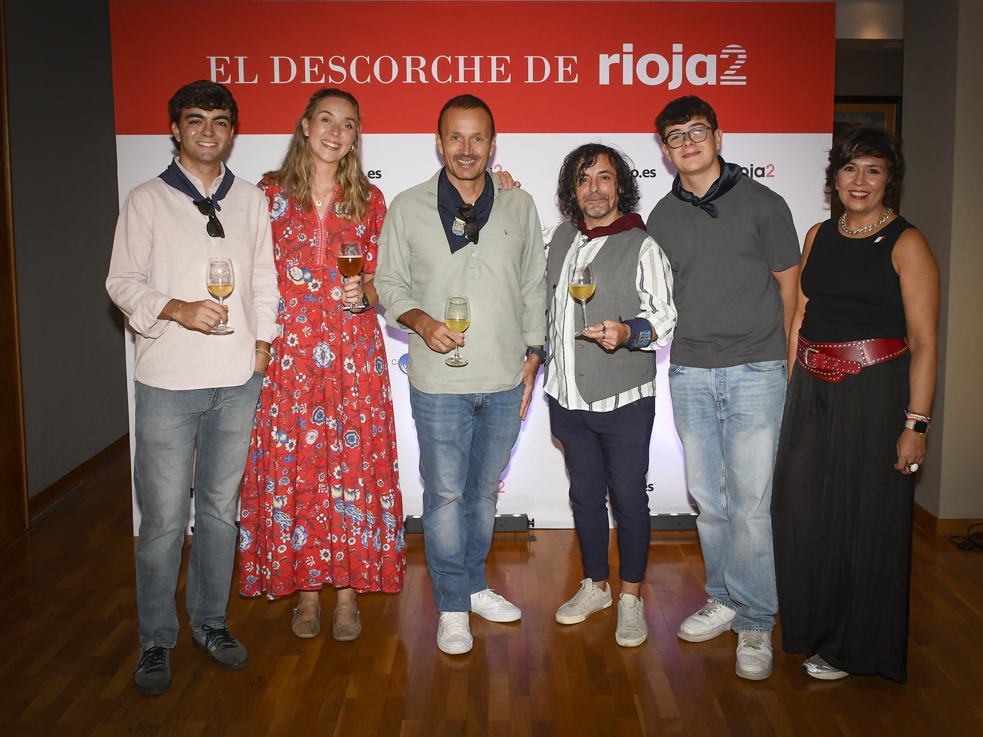 Javier Gurría y su equipo de comunicación de JIG