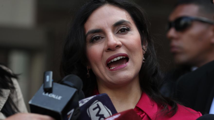 Investigan por presunta concusión a jueza que falló a favor de exvicepresidenta de Ecuador
