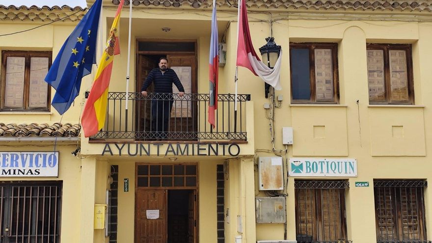 El municipio conquense de Alcohujate lleva una semana sin cobertura móvil