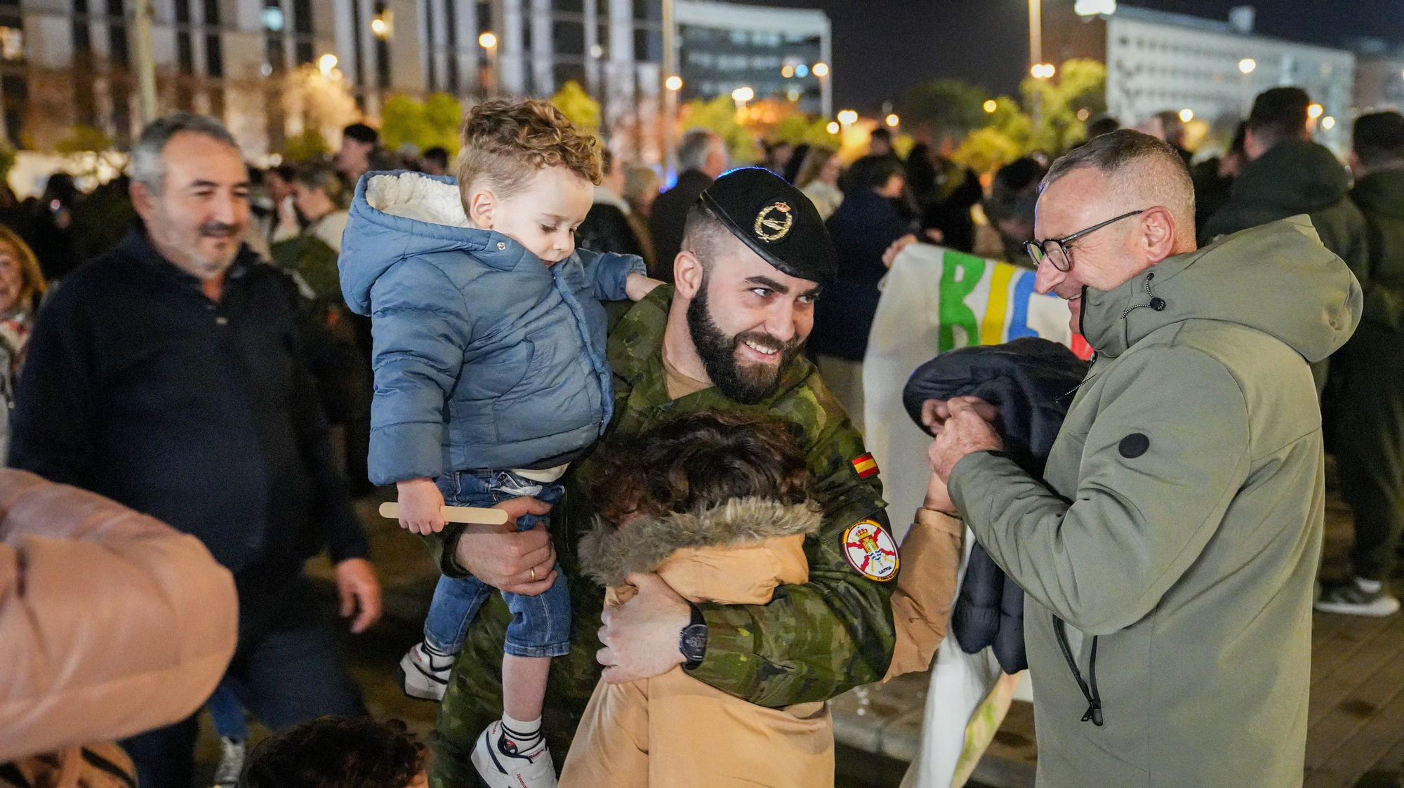 Llegada de la 1º rotación del contingente eFP XVII, con los componentes de la Brigada 'Guzmán el Bueno' X.