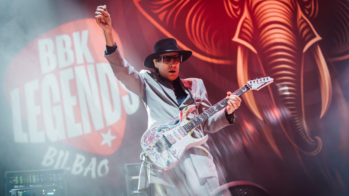 El rock progresivo y estridente de Beat ahuyenta el ‘fantasma’ de la ausencia de Tom Morello
