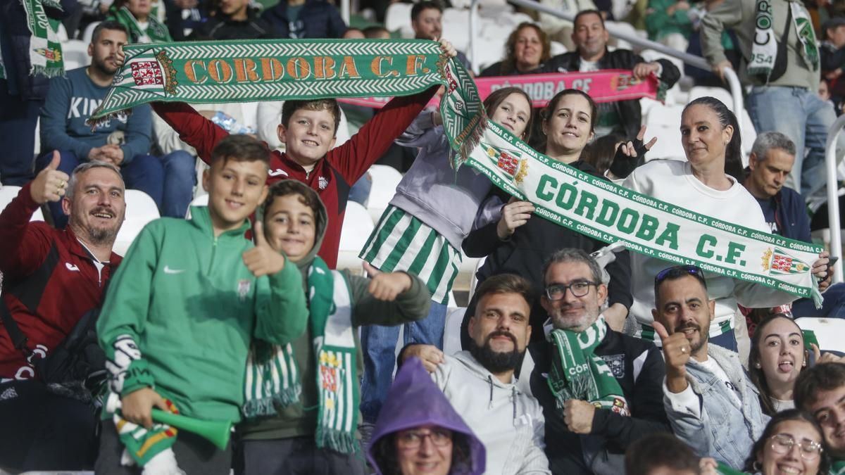 Grada Blanquiverde del Córdoba CF - RC Deportivo