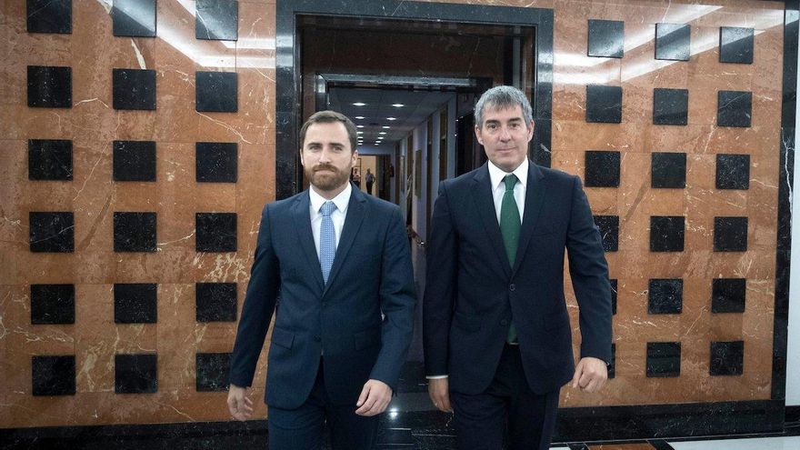 Isaac Castellano, junto a Fernando Clavijo, el día de su toma de posesión como consejero de Cultura