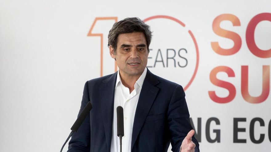 El juez Peinado imputa a un exconsejero de Esperanza Aguirre en la causa contra Begoña Gómez