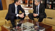 Convergència se abre a facilitar la investidura de Sánchez sin referéndum y ERC lo rechaza
