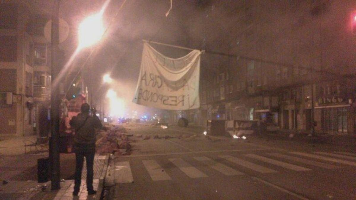 Llegan a Gamonal 50 antidisturbios más desde Madrid y la Policía teme un recrudecimiento durante el fin de semana