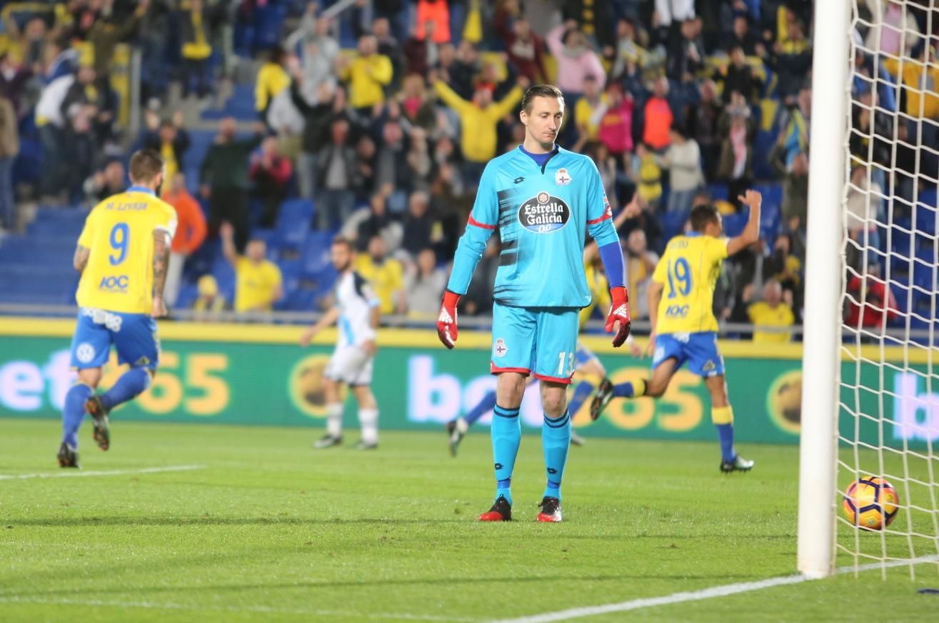 Imágenes del encuentro entre la UD Las Palmas - RC Deportivo de La Coruña. Alejandro Ramos.