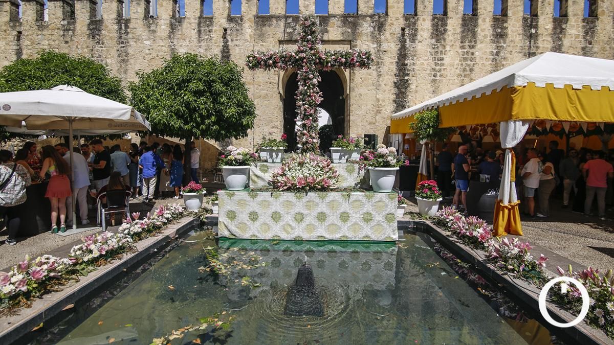 Tercer premio en Zonas Modernas Cruz de la Asociación Vecinal Huerta del Rey