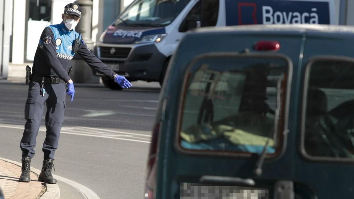 Intervención de la Policía Local de León durante la pandemia por el coronavirus.