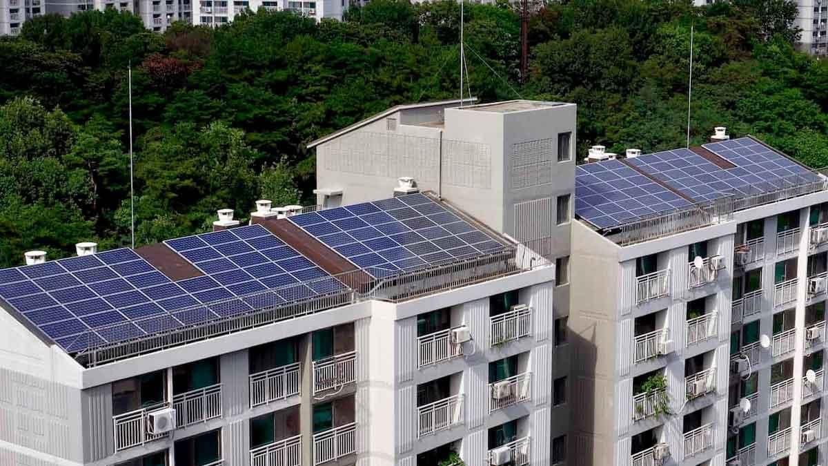 Castilla-La Mancha dará ayudas para la puesta en marcha de comunidades energéticas