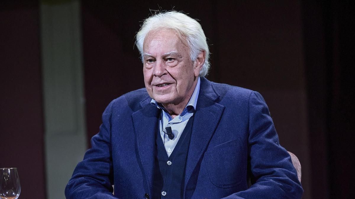 Ministros y cargos del PSOE lamentan las críticas de Felipe González: "Nosotros nos fajamos por él y aguantamos momentos difíciles"