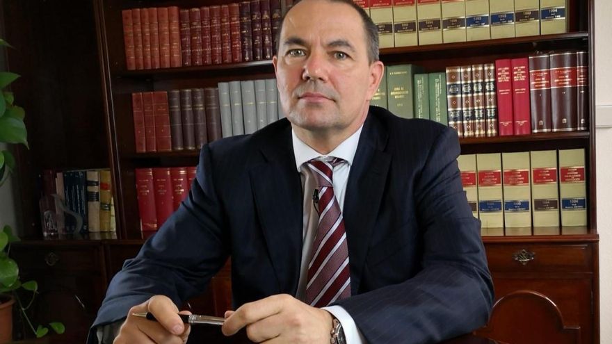 "No es un premio", afirma el abogado de Triana al obtener el primer permiso tras 11 años en prisión por el crimen de Carrasco