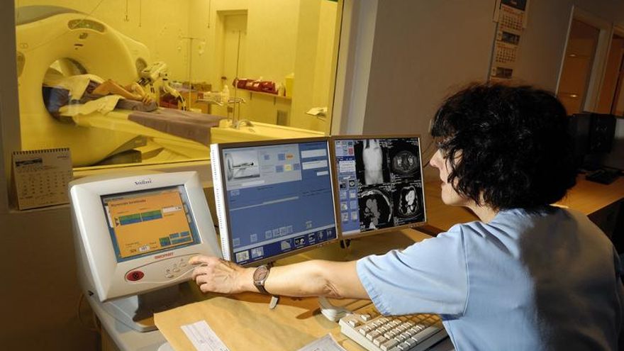 Paralizadas externalizaciones de contratos en la Sanidad vasca por valor de 130 millones