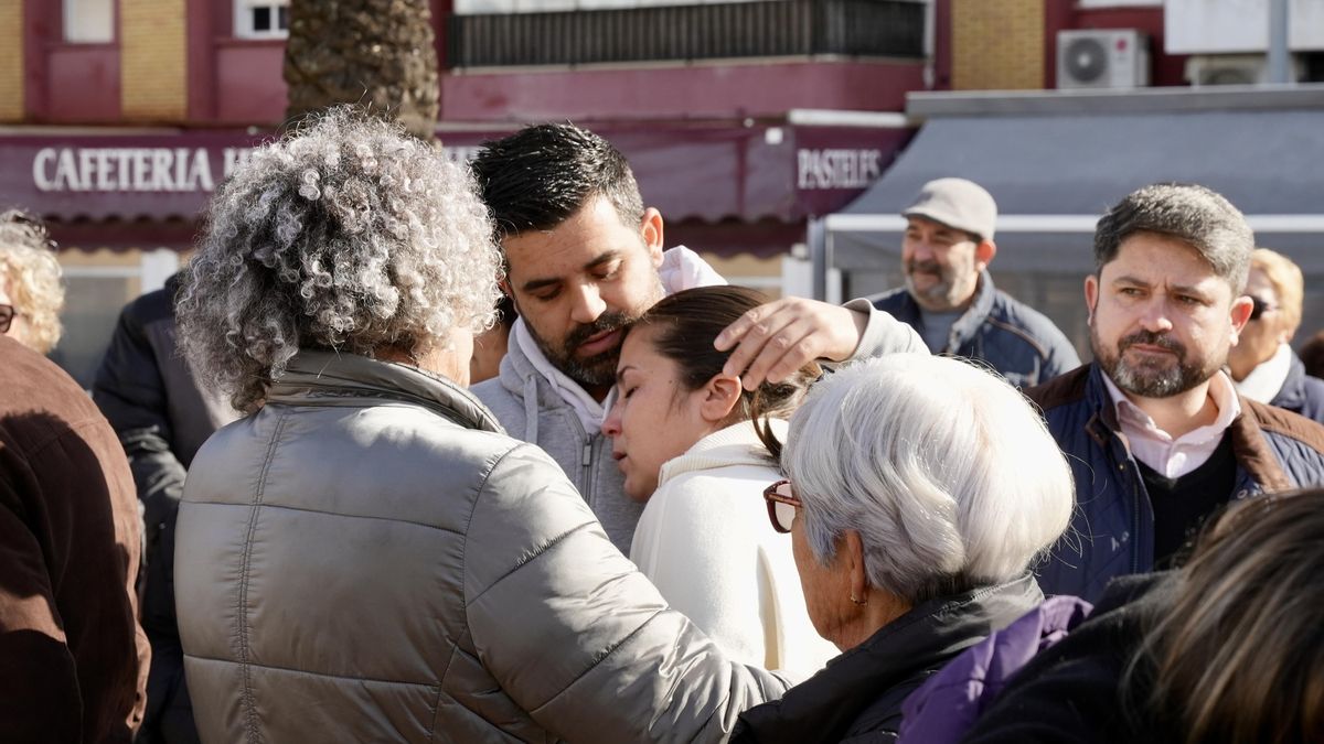 Opositores, el maquinista fotógrafo o la abuela que regaló a su nieta 'El Rey León': vidas segadas por la tragedia de Adamuz
