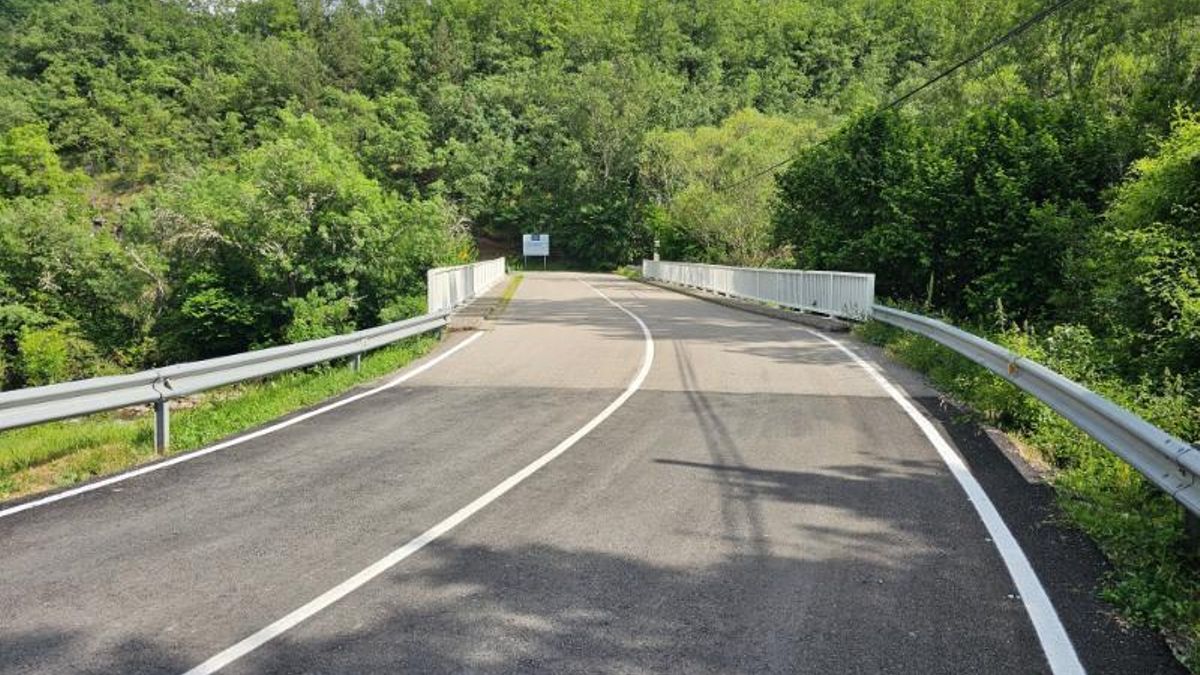 Carretera en La Rioja, Gallinero de Cameros