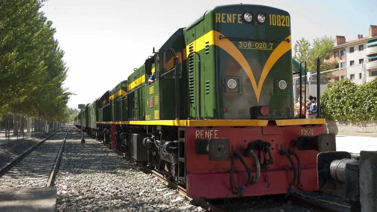 El tren histórico de Catalunya que une Lleida con el Pirineo entre desfiladeros y montañas