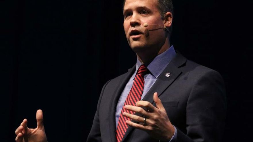 La NASA mandará a una mujer por primera vez a la Luna en 2024 en la misión Artemis