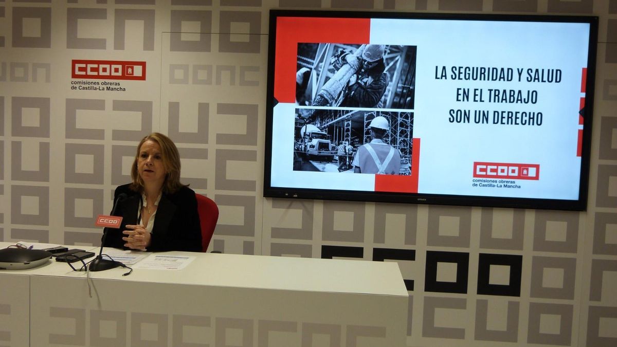 La secretaria de Diálogo Social, Institucional y Salud Laboral, Raquel Payo, en rueda de prensa.