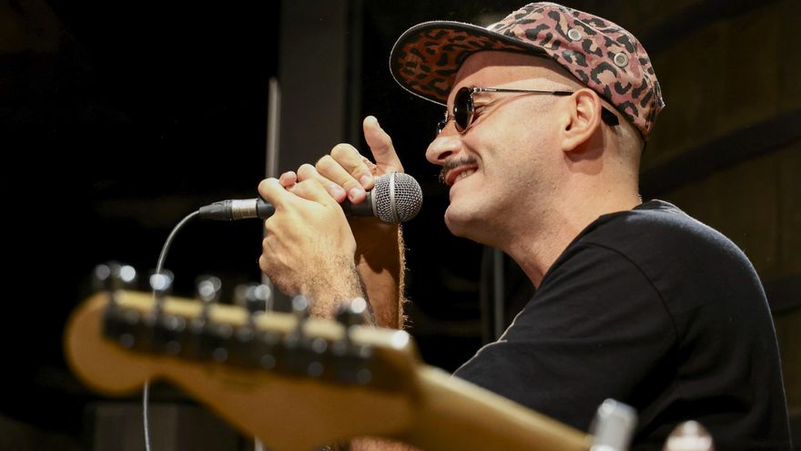 Varry Brava y La Casa Azul renuevan 'Mi tierra' de Nino Bravo por los afectados de la dana