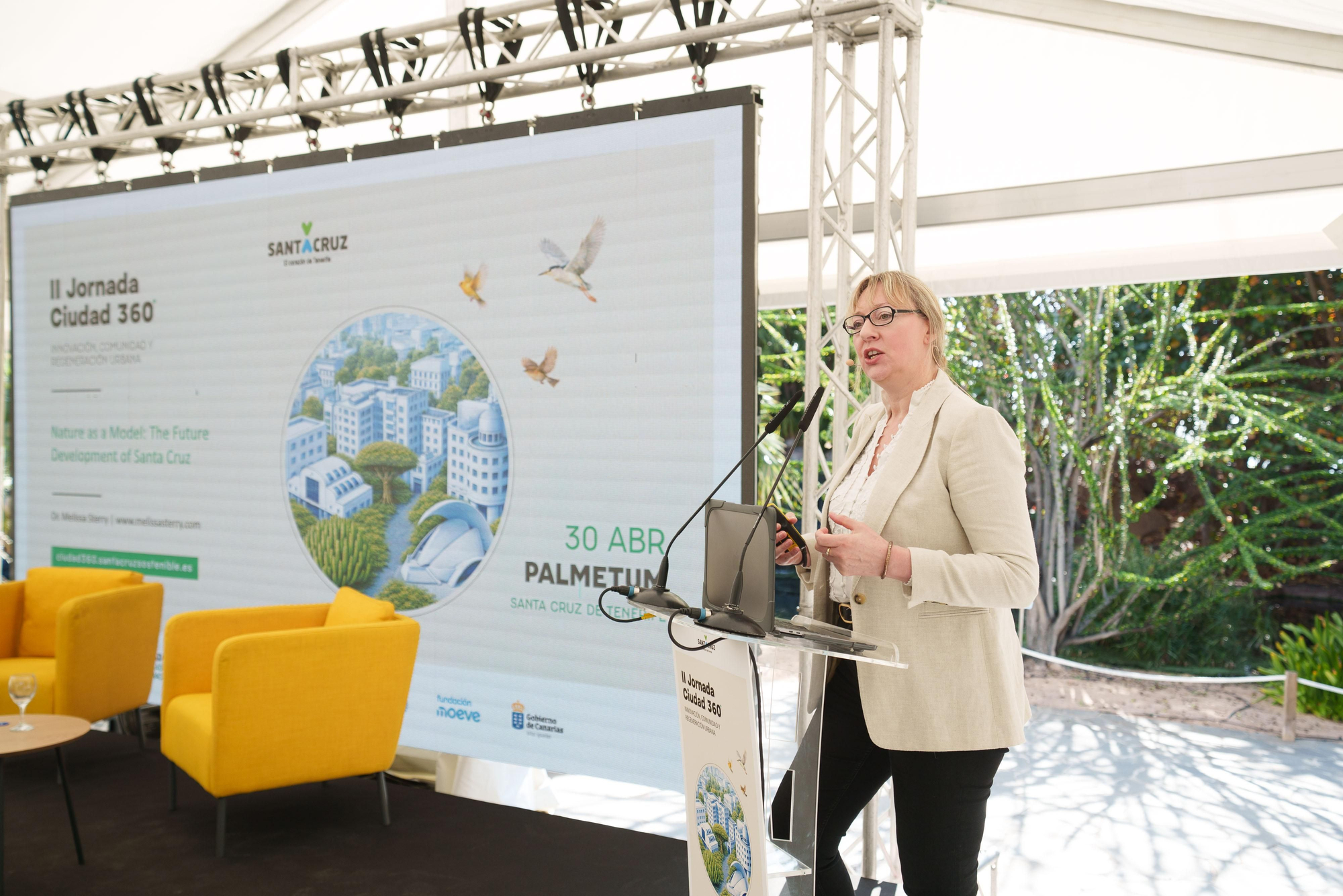Melissa Sterry durante su intervención en la II Jornada Internacional Ciudad 360º, en Santa Cruz de Tenerife.