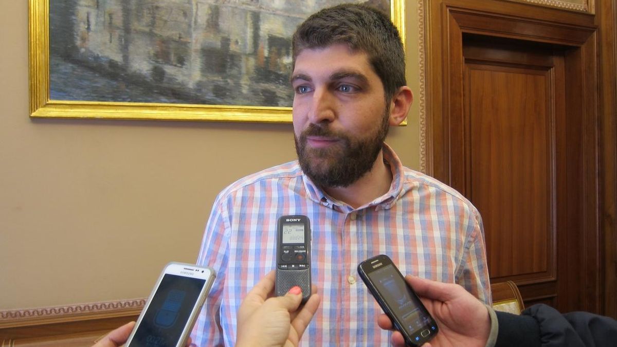 Romeo dice que el juez de guardia conminó a intervenir ante la "flagrancia" del delito por ocupación de un edificio