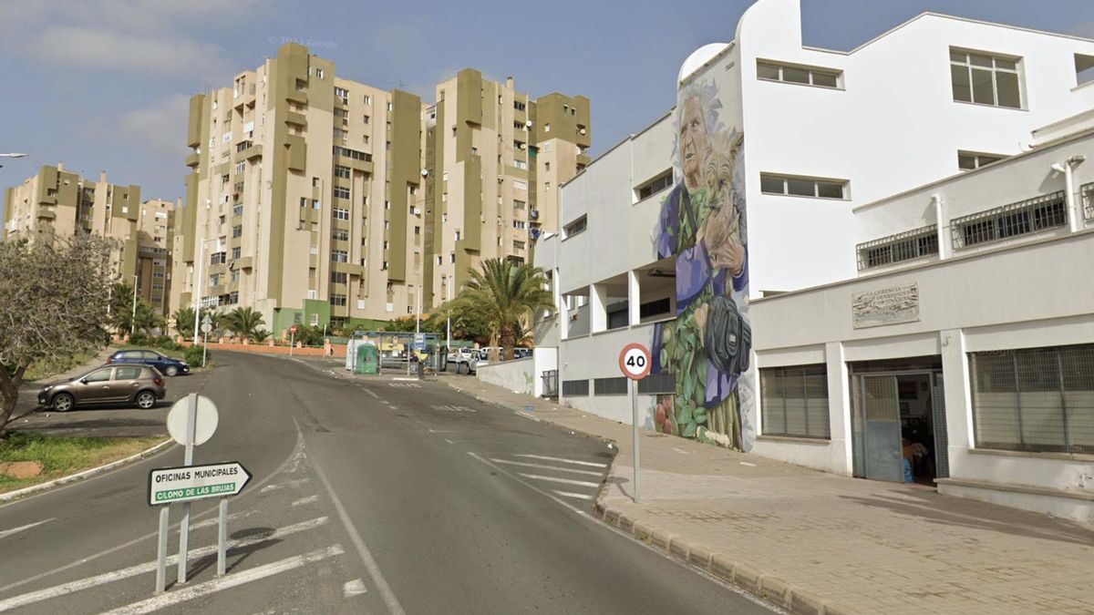 Calle Lomo de las brujas, en Jinámar.
