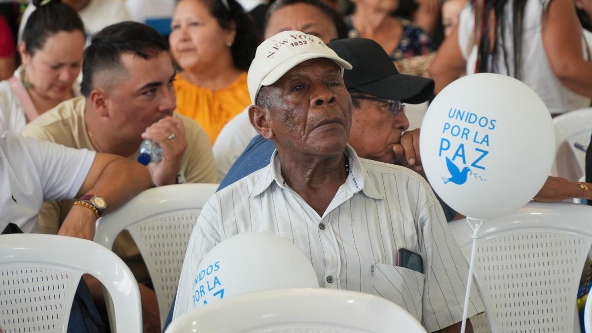 Una persona durante el anuncio de destrucción de material de guerra en Puerto Asís.