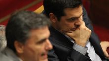 El Parlamento griego respalda el nuevo plan de ajuste de Tsipras