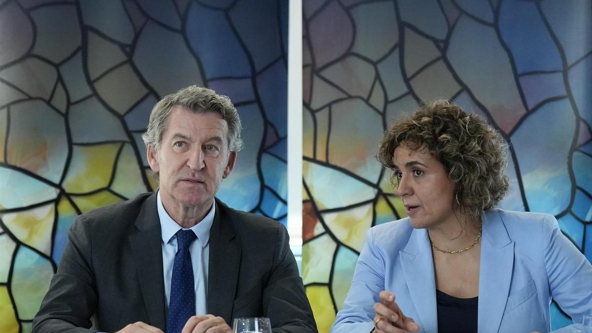 Feijóo rechaza blindar el derecho al aborto en la Constitución