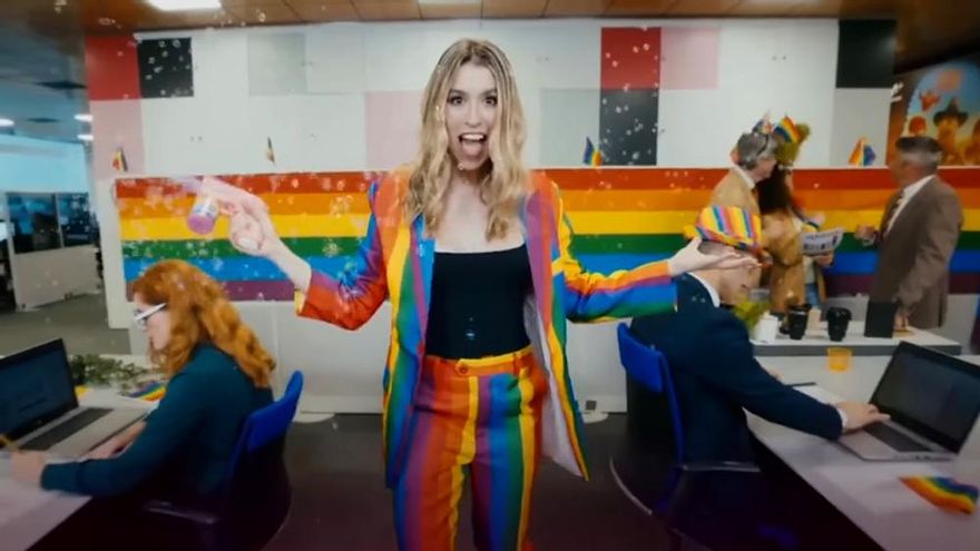 Eva Soriano lanza una canción para 'atizar' a las empresas "que sólo son pro-LGTBI en junio"