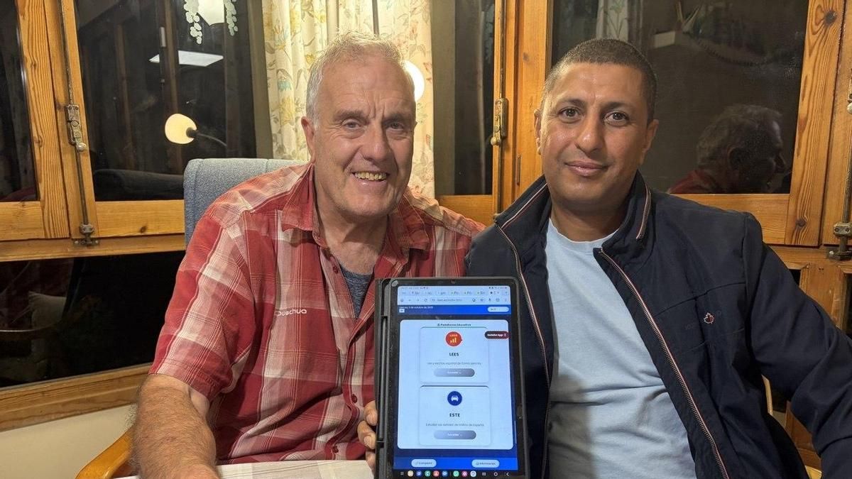 La app para aprender español que nació de la vocación de un maestro jubilado y la experiencia de un informático migrante