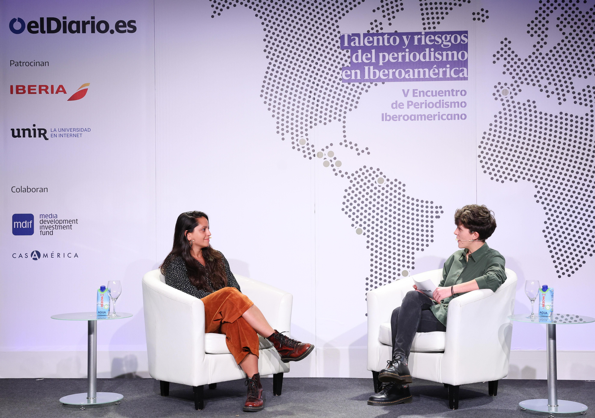 Ana Soffietto y Marta Borraz hablando sobre 'Brecha de género en el periodismo en Iberoamérica'